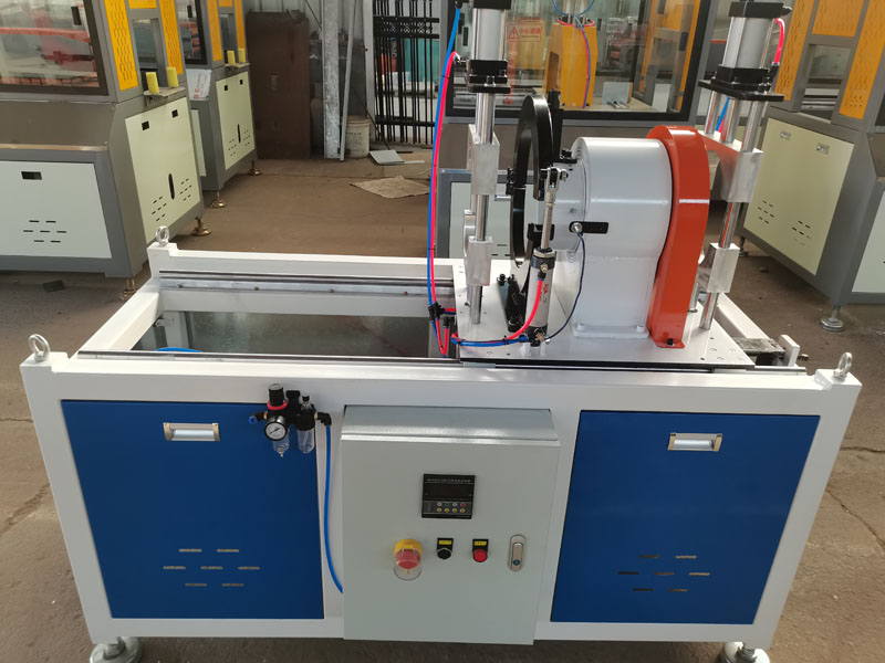 ���L(f��ng)���и�C(j��)